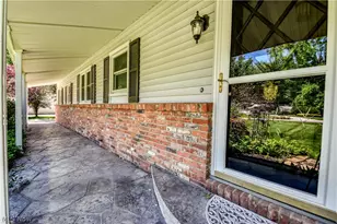 9412 Beaver Creek Dr, Mentor, OH 44060 - Photo 5