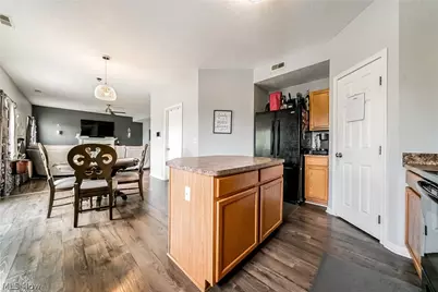 6382 Stonehaven Lane, Huber Heights, OH 44146 - Photo 11