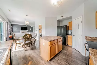 6382 Stonehaven Lane, Huber Heights, OH 44146 - Photo 15
