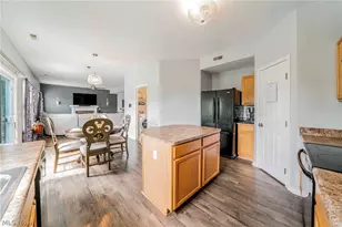 6382 Stonehaven Ln, Huber Heights, OH 44146 - Photo 15
