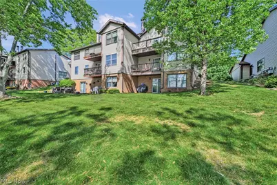 1819 Harbour Circle NW, Canton, OH 44708 - Photo 7