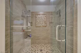 6424 Oak Point Estates, Lorain, OH 44053 - Photo 25