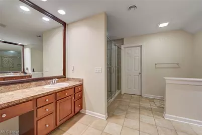 6424 Oak Point Estates, Lorain, OH 44053 - Photo 23