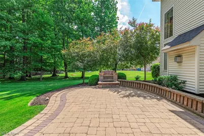 6424 Oak Point Estates, Lorain, OH 44053 - Photo 43