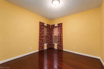 6424 Oak Point Estates, Lorain, OH 44053 - Photo 33