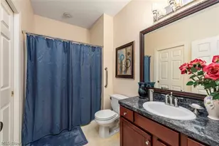 6424 Oak Point Estates, Lorain, OH 44053 - Photo 35