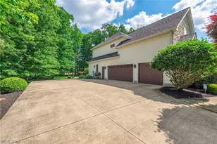 6424 Oak Point Estates, Lorain, OH 44053 - Photo 49