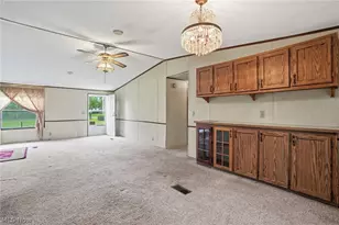 5333 Chestnut St, Andover, OH 44003 - Photo 7