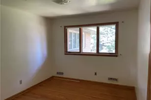 729 E Parkhaven Dr, Green Hills, OH 44131 - Photo 9