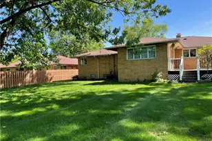 729 E Parkhaven Dr, Green Hills, OH 44131 - Photo 31