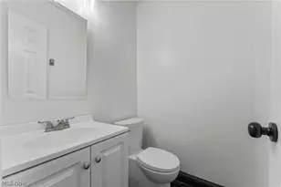 6165 Grandridge Pointe Dr, Concord Twp, OH 44077 - Photo 43