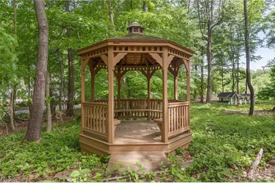 6165 Grandridge Pointe Drive, Concord Twp, OH 44077 - Photo 11