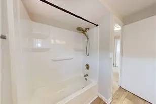 4323 Valleyside Rd, Loveland, OH 44135 - Photo 17