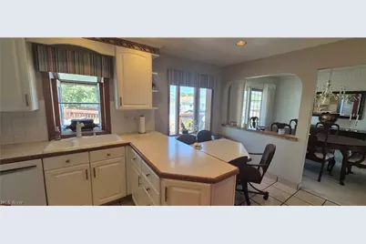 73 E Hillsdale Avenue, Green Hills, OH 44131 - Photo 13