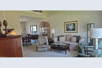 73 E Hillsdale Avenue, Green Hills, OH 44131 - Photo 3