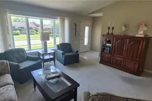 73 E Hillsdale Ave, Green Hills, OH 44131 - Photo 5