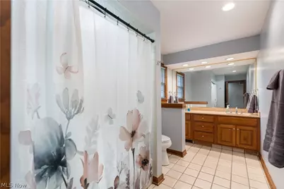 5205 Foxchase Avenue NW, Canton, OH 44718 - Photo 41
