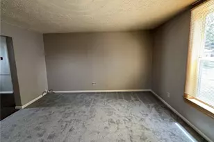 2113 11th St SW, Akron, OH 44314 - Photo 17