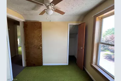 2113 11th Street SW, Akron, OH 44314 - Photo 23