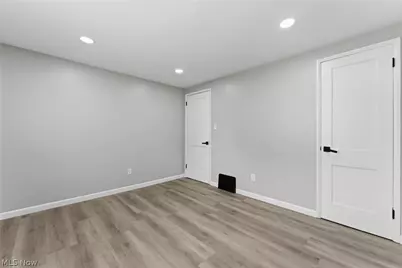 3502 Cleveland Avenue S, Canton, OH 44707 - Photo 19