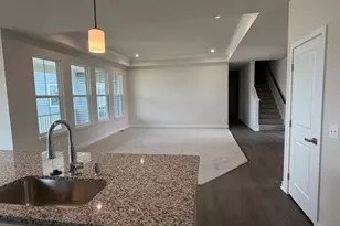 1443 Southbrook Cir NE, Canton, OH 44721 - Photo 5