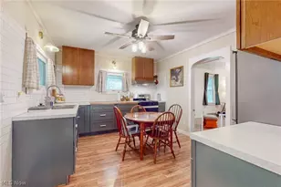 136 E Wheeling St, Cadiz, OH 43907 - Photo 13