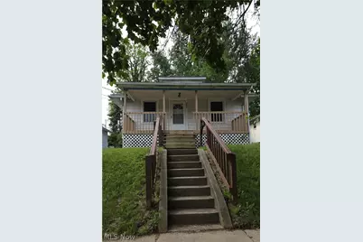 578 Plum Avenue, Akron, OH 44305 - Photo 1