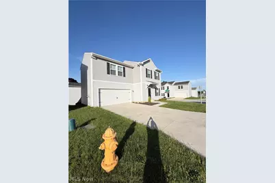 677 Crossings Lane, Akron, OH 44320 - Photo 3