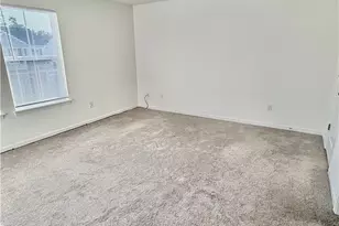 677 Crossings Ln, Akron, OH 44320 - Photo 21