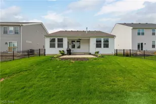 36732 Appian Wy, North Ridgeville, OH 44039 - Photo 43