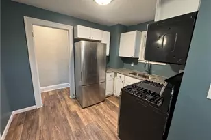 12116 Longmead Ave, Loveland, OH 44135 - Photo 5