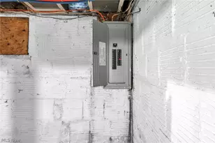 840 Work Dr, Akron, OH 44320 - Photo 23