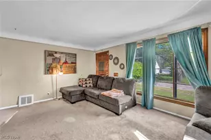 15812 Grant Ave, Maple Heights, OH 44137 - Photo 13