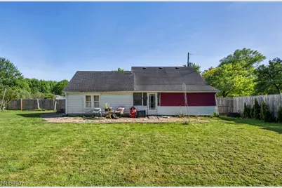 40622 Carlisle Avenue, Elyria, OH 44035 - Photo 3