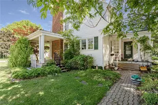 1665 Maywood Rd, South Euclid, OH 44121 - Photo 3