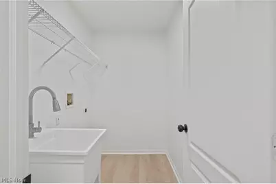 710 Erie Road, Eastlake, OH 44095 - Photo 21