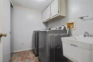 1565 Windrow Ln, Grandview Heights, OH 44147 - Photo 25
