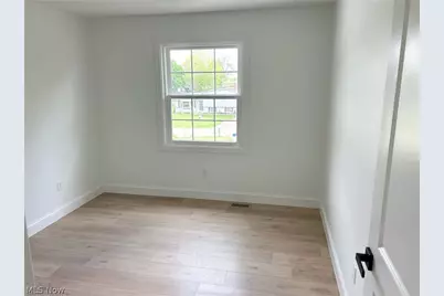 3654 Rolling Ridge Road NE, Canton, OH 44721 - Photo 13