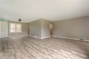2607 Lakeside Ave NW, Canton, OH 44708 - Photo 11