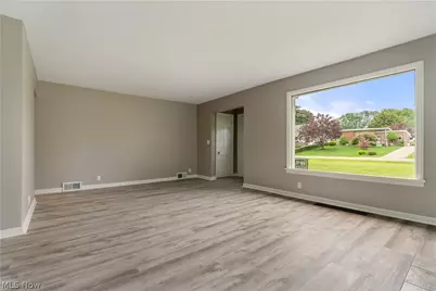 2607 Lakeside Avenue NW, Canton, OH 44708 - Photo 17