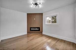 7106 Lawnview Ave, Loveland, OH 44103 - Photo 9
