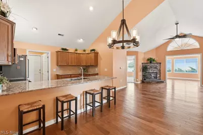 625 Crossings Circle, Tallmadge, OH 44278 - Photo 9