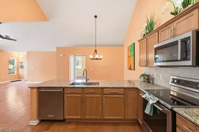 625 Crossings Circle, Tallmadge, OH 44278 - Photo 15