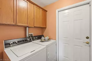 625 Crossings Cir, Tallmadge, OH 44278 - Photo 17