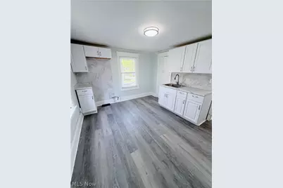 521 Columbus Avenue NW, Canton, OH 44708 - Photo 3