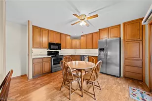12747 Olympus Way, Strongsville, OH 44149 - Photo 9