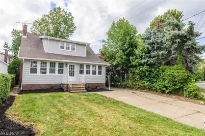 18119 Lake Shore Boulevard, Loveland, OH 44119 - Photo 3