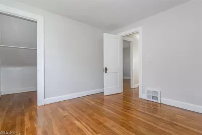 18119 Lake Shore Boulevard, Loveland, OH 44119 - Photo 31