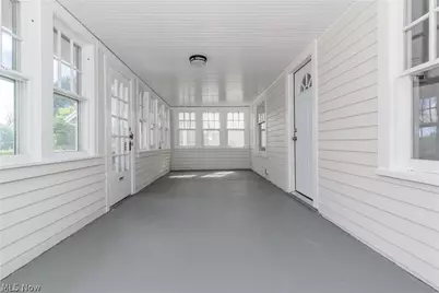 18119 Lake Shore Boulevard, Loveland, OH 44119 - Photo 7