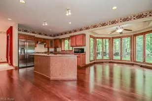9323 Regency Woods Dr, Kirtland, OH 44094 - Photo 13